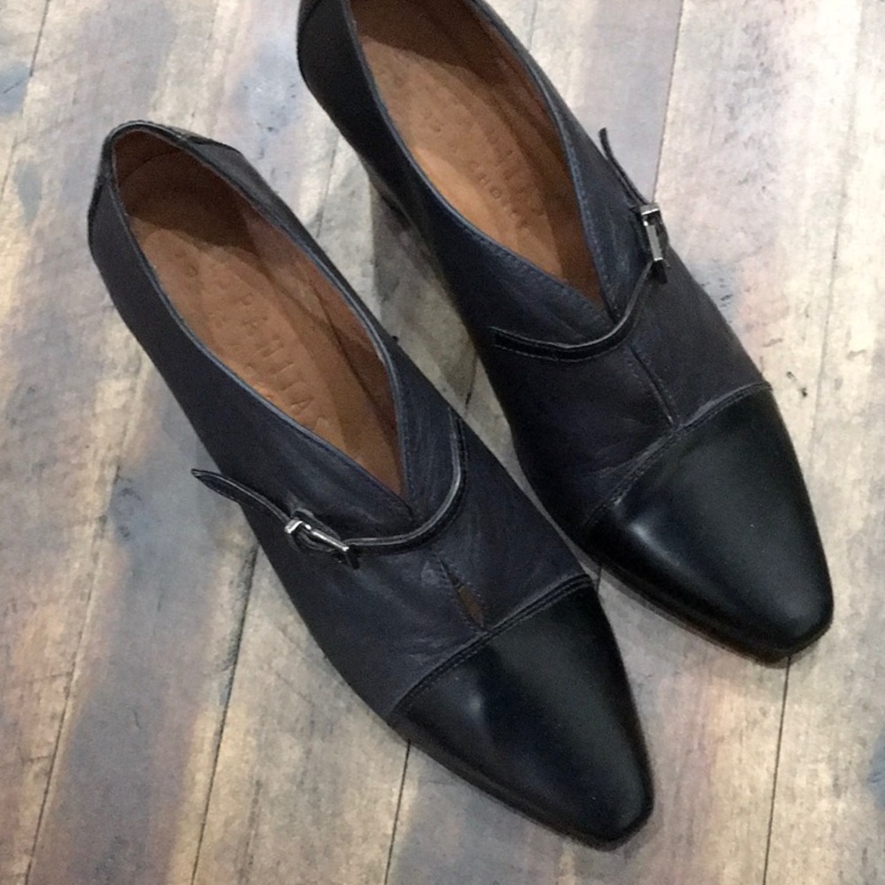 Hispanitas Pointed Toe Black Leather Heeled Booties - Women